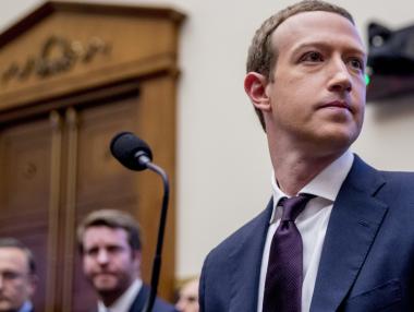 В САЩ готвят антитръстови обвинения и срещу Facebook