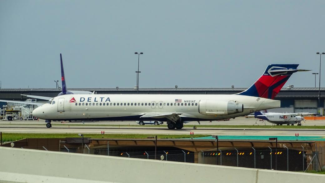 Delta Air има „черен“ списък на отказващите да носят маски