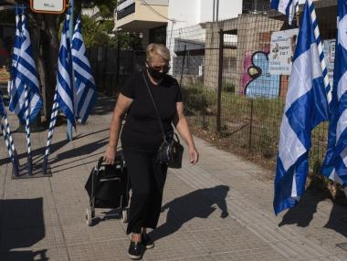 Гърция въведе задължителни маски при шофиране