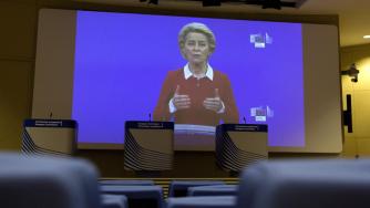 Фон дер Лайен: Очаквайте обстановката с Covid-19 да се влоши през ноември