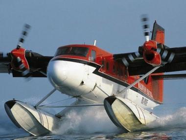 Авиокомпанията SpiceJet започва да лети по вода, за да не фалира