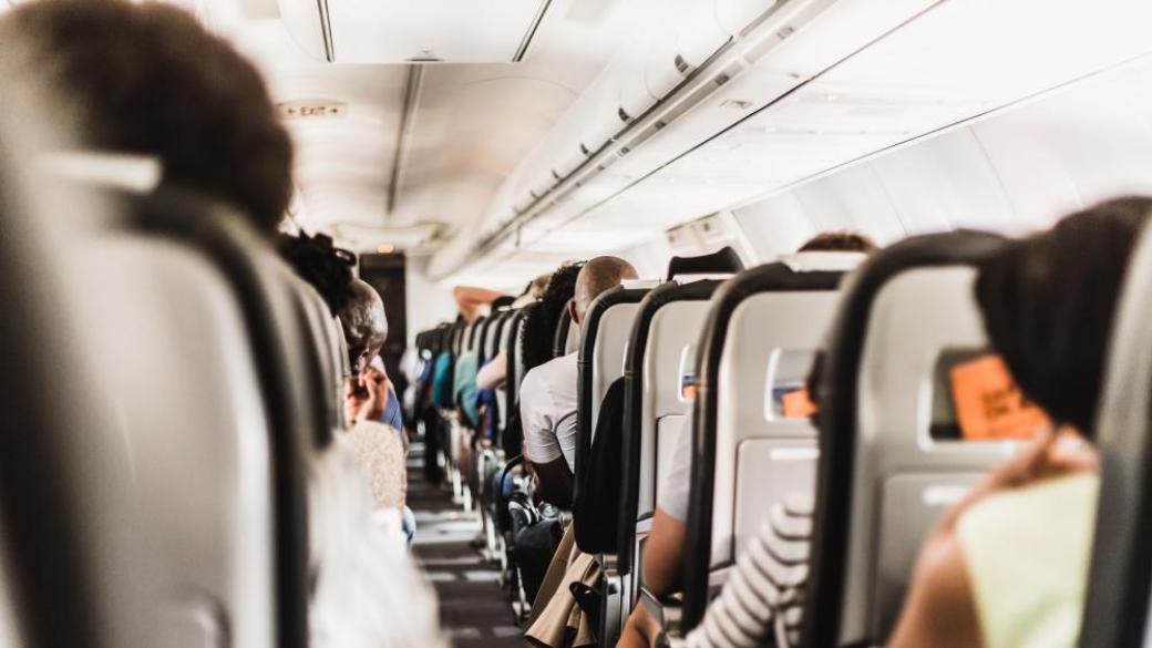 Колко (без)опасно е пътуването със самолет по време на пандемия?