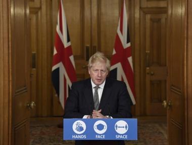 Цяла Англия ще бъде под карантина от четвъртък