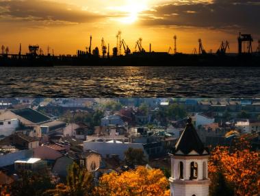 Кой всъщност е вторият български град?