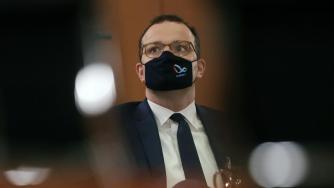 Германия е в решаваща фаза на пандемията, предупреди здравният министър