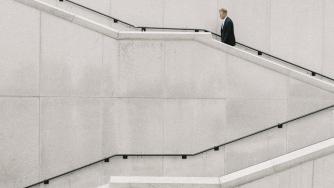 Има доста висок риск от преобръщане на американската икономика