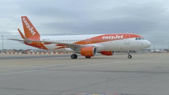 EasyJet започна да продава самолетите си, за да покрие разходите