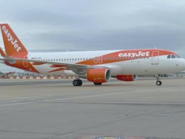 EasyJet започна да продава самолетите си, за да покрие разходите