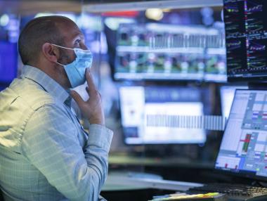 Пазарите скочиха след новината за ваксината на Pfizer