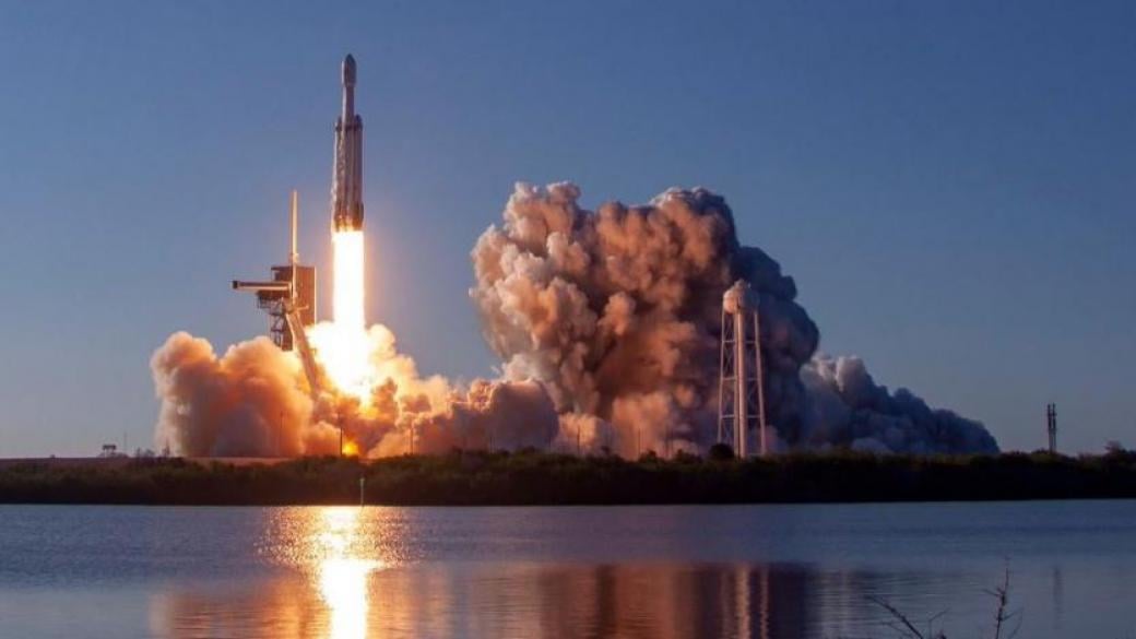 SpaceX продължава да пише история с нова мисия до МКС