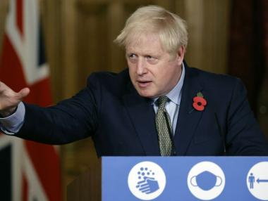 Борис Джонсън ще управлява страната през Zoom