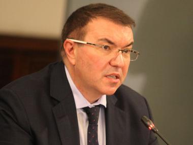 Ангелов нареди да се създадат цели COVID болници