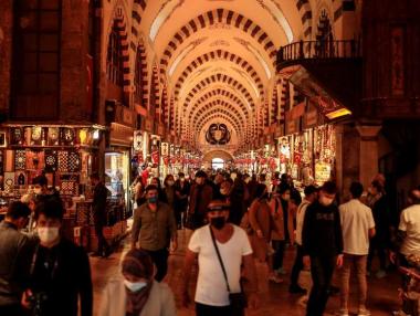 Турция затяга коронамерките