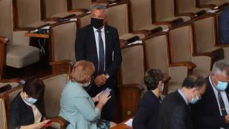 Бюджетната комисия одобри набързо предложенията на ГЕРБ за данъчни промени