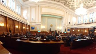 ГЕРБ не успя да преодолее ветото на президента за споделеното пътуване