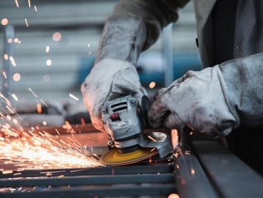 Икономиката на Великобритания потъва вследствие на втория локдаун