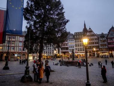 Германия се готви да удължи и засили мерките срещу Covid-19