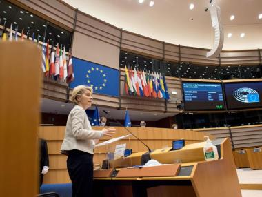 ЕК позволи на България да използва 1 млрд. лв. от ОПИК за подкрепа на бизнеса