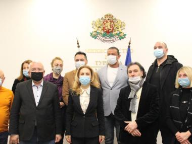 Николова се обяви за партньор на новата туристическа конфедерация