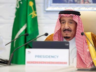 ОПЕК+ намери компромис за добива на петрол и цената подскочи