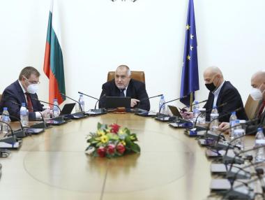 22 млн. лева: „за да знаят българите, че сме инвестирали в създаването на ваксини“