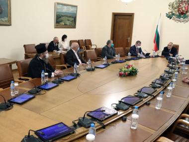 Правителството одобри по-големите безлихвени кредити за хората