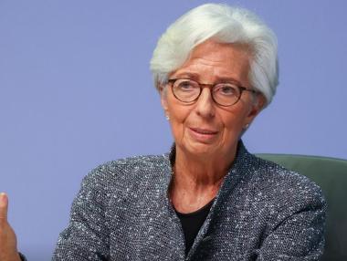 ЕЦБ зареди „базуката“ с още пари