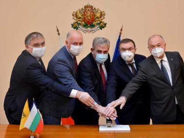 Министри валидираха пощенска марка, посветена на медиците „на първа линия“