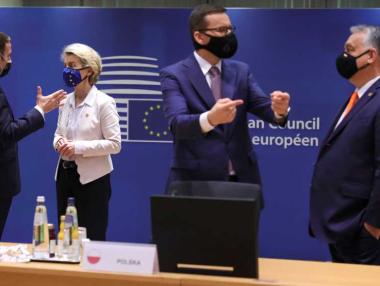 Европейските лидери сключиха сделка за бюджета на ЕС и COVID плана