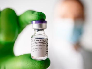 Кой ще спечели пари от ваксината срещу COVID-19?