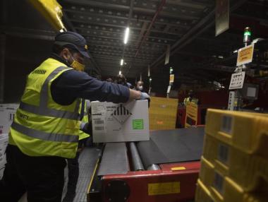 Няма пасажери, но има пратки: Стари пътнически самолети се превръщат в товарни