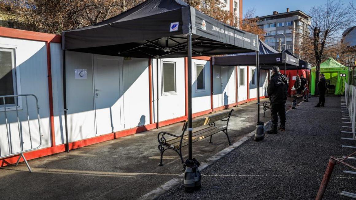 Галерия :: Снимка 0 :: София е готова с първия изнесен кабинет за COVID ваксинация (снимки)}