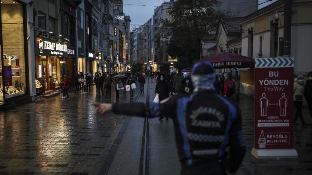 Новогодишният вечерен час в Турция няма да важи за туристите