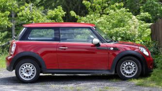 BMW заплаши да премести производството на Mini, ако няма сделка по Brexit