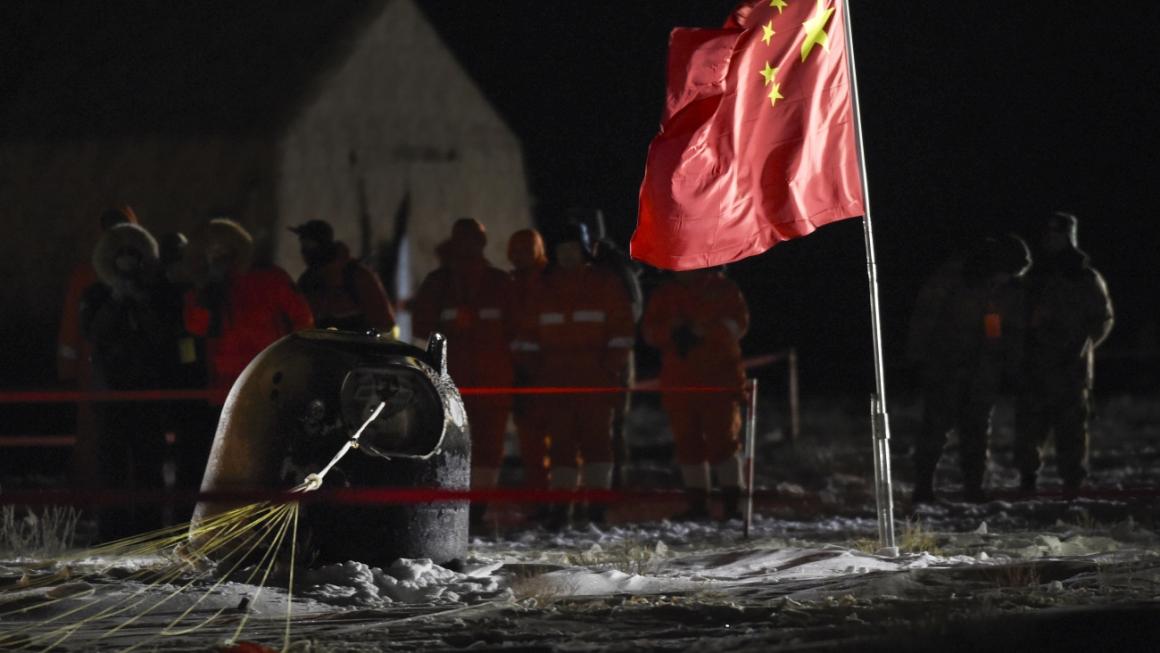 Галерия :: Снимка 1 :: Китай вече мисли за база на Луната}