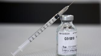 В САЩ одобриха втора ваксина срещу COVID-19