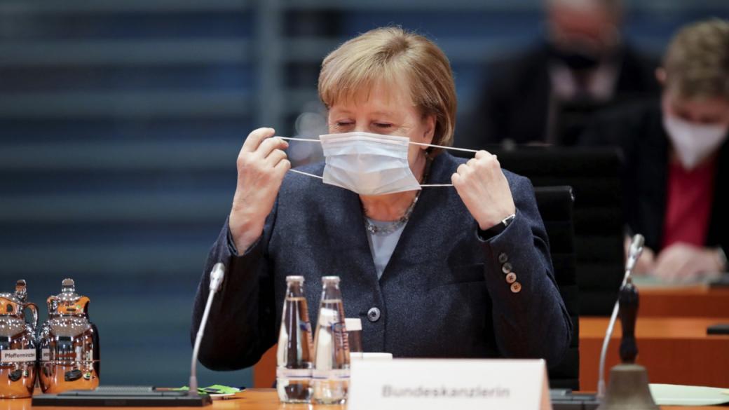 Меркел призова германците да празнуват Коледа виртуално