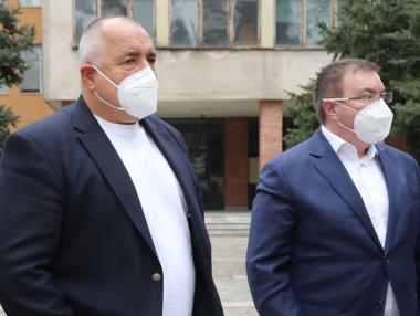 Полетите между България и Великобритания вече са забранени