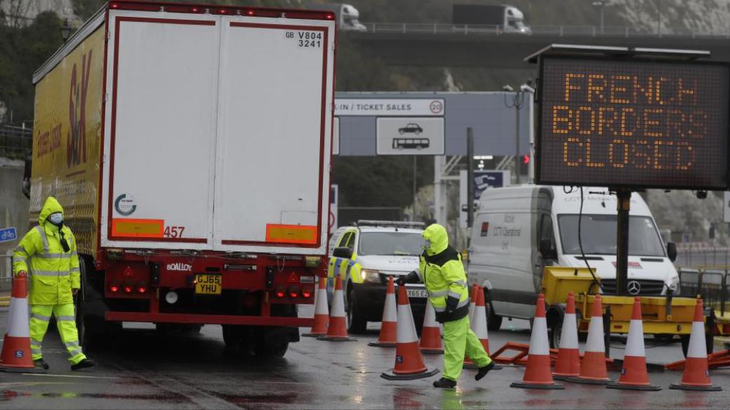 Изолацията на Великобритания показа хаоса на „твърдия“ Brexit