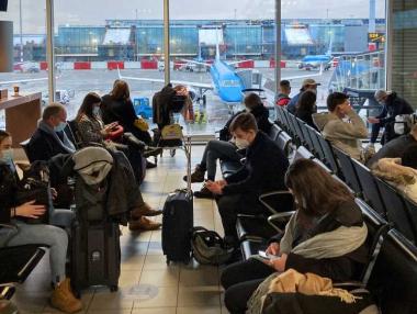 Нидерландия въвежда PCR тестове за всички влизащи в страната