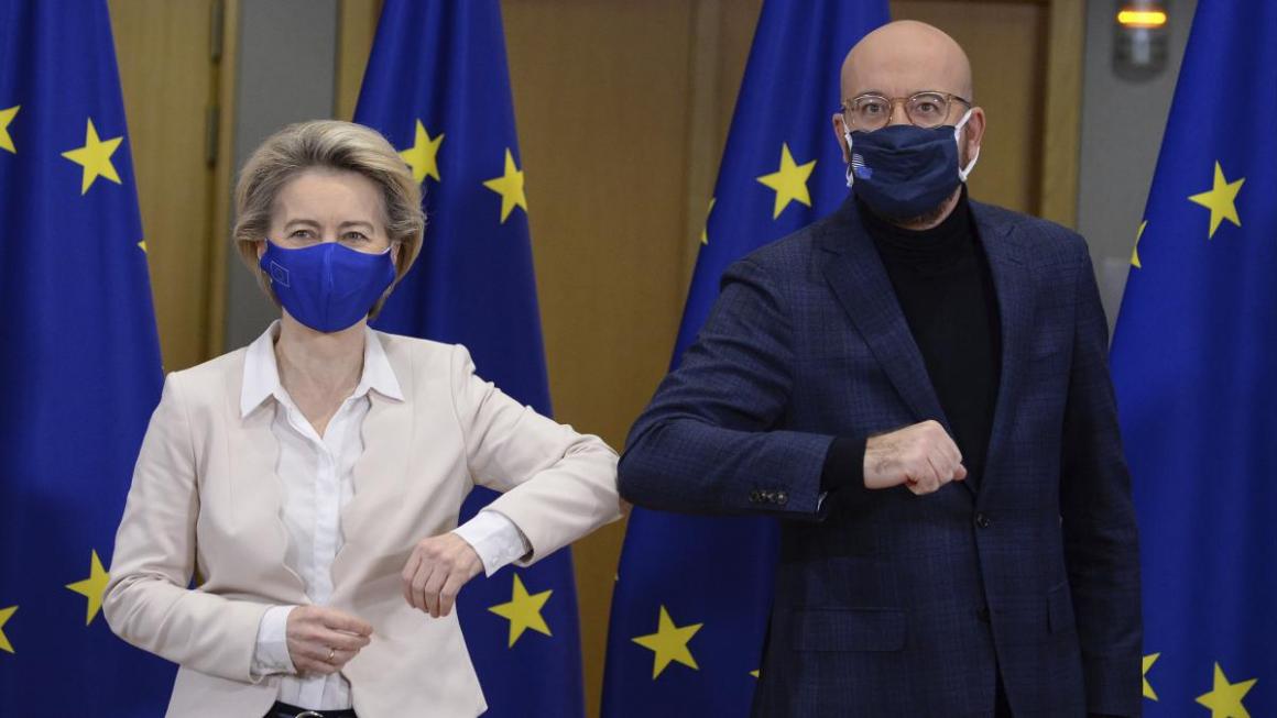 Галерия :: Снимка 1 :: „Време е да оставим Брекзит зад нас“: В ЕС бе подписана знаковата сделка}