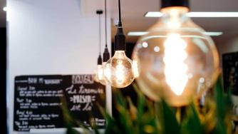 Платформа започва да сравнява цените на тока на свободния пазар