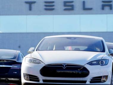 Tesla надмина очакванията за обема на доставки през 2020 г.