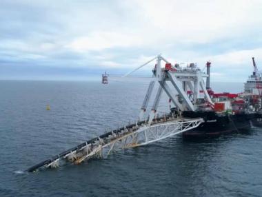 „Северен поток-2“ остава без сертификат заради американските санкции