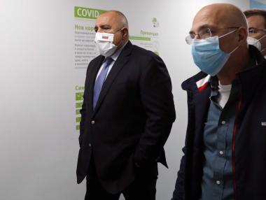 Част от коронамерките в България отпадат днес