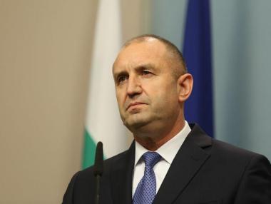 Радев ще мисли за датата на изборите до края на януари