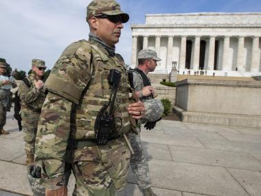 Тръмп прати Националната гвардия срещу собствените си поддръжници