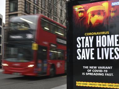 Лондон обяви извънредно положение заради по-заразния щам на коронавируса