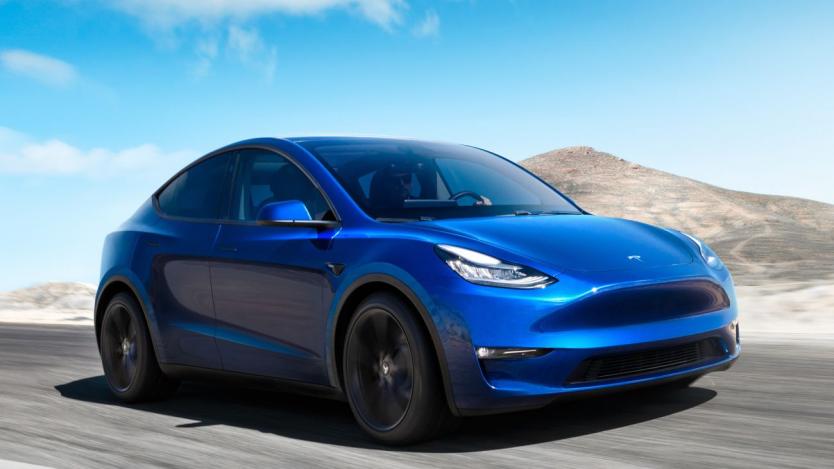 Tesla свали цената на спортния Model Y