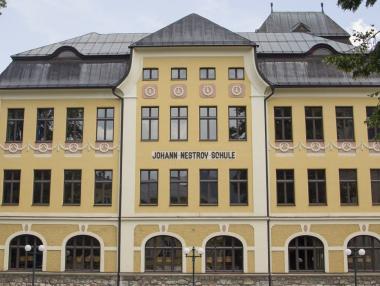 Австрия ще тества 5 млн. учители и ученици за COVID-19